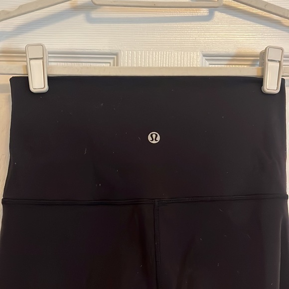 Lululemon Wunder Under leggings - Picture 4 of 4